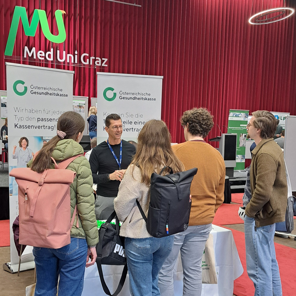 Mehr Informationen zum Thema: Servicecenter "Meine eigene Praxis" beim KPJ-Infotag